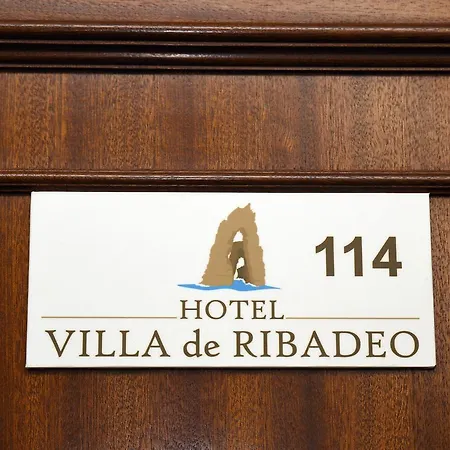 Hotel Villa De Ribadeo Esterno foto